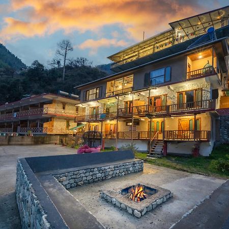 Sharda Resort-Tirthan Valley Banjār Zewnętrze zdjęcie