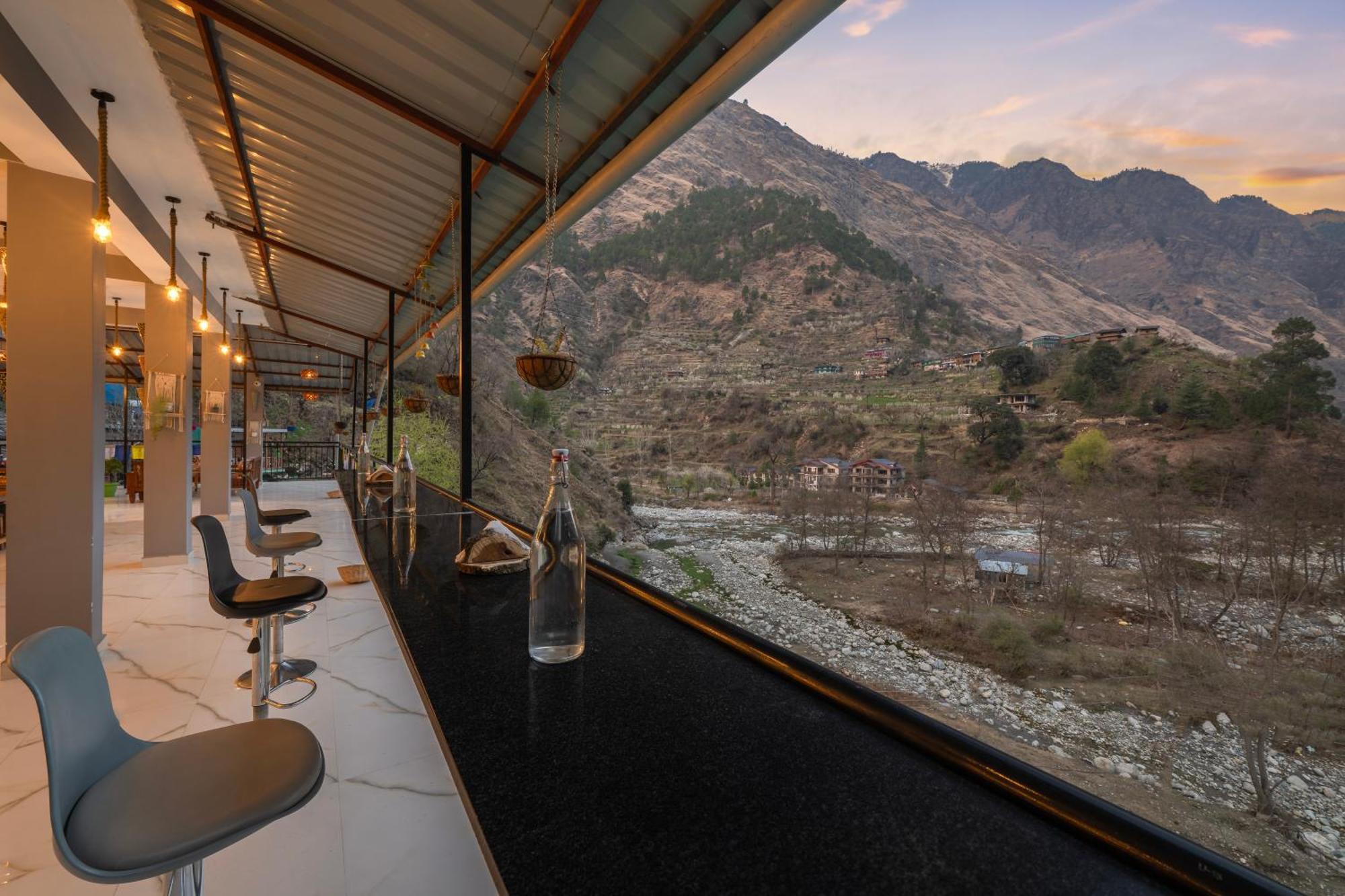 Sharda Resort-Tirthan Valley Banjār Zewnętrze zdjęcie