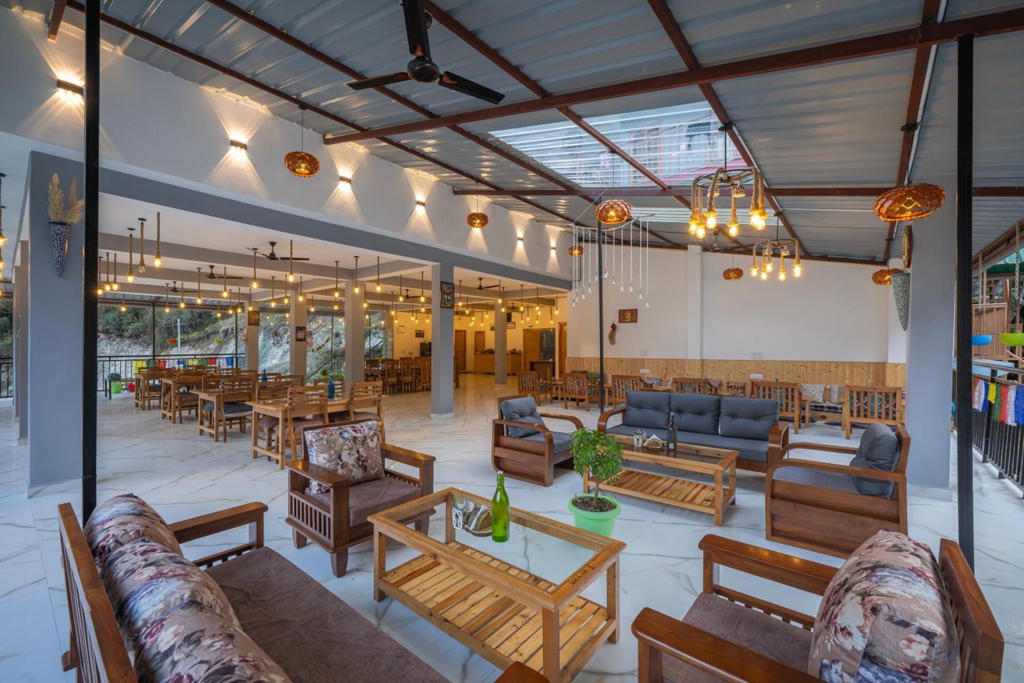 Sharda Resort-Tirthan Valley Banjār Zewnętrze zdjęcie