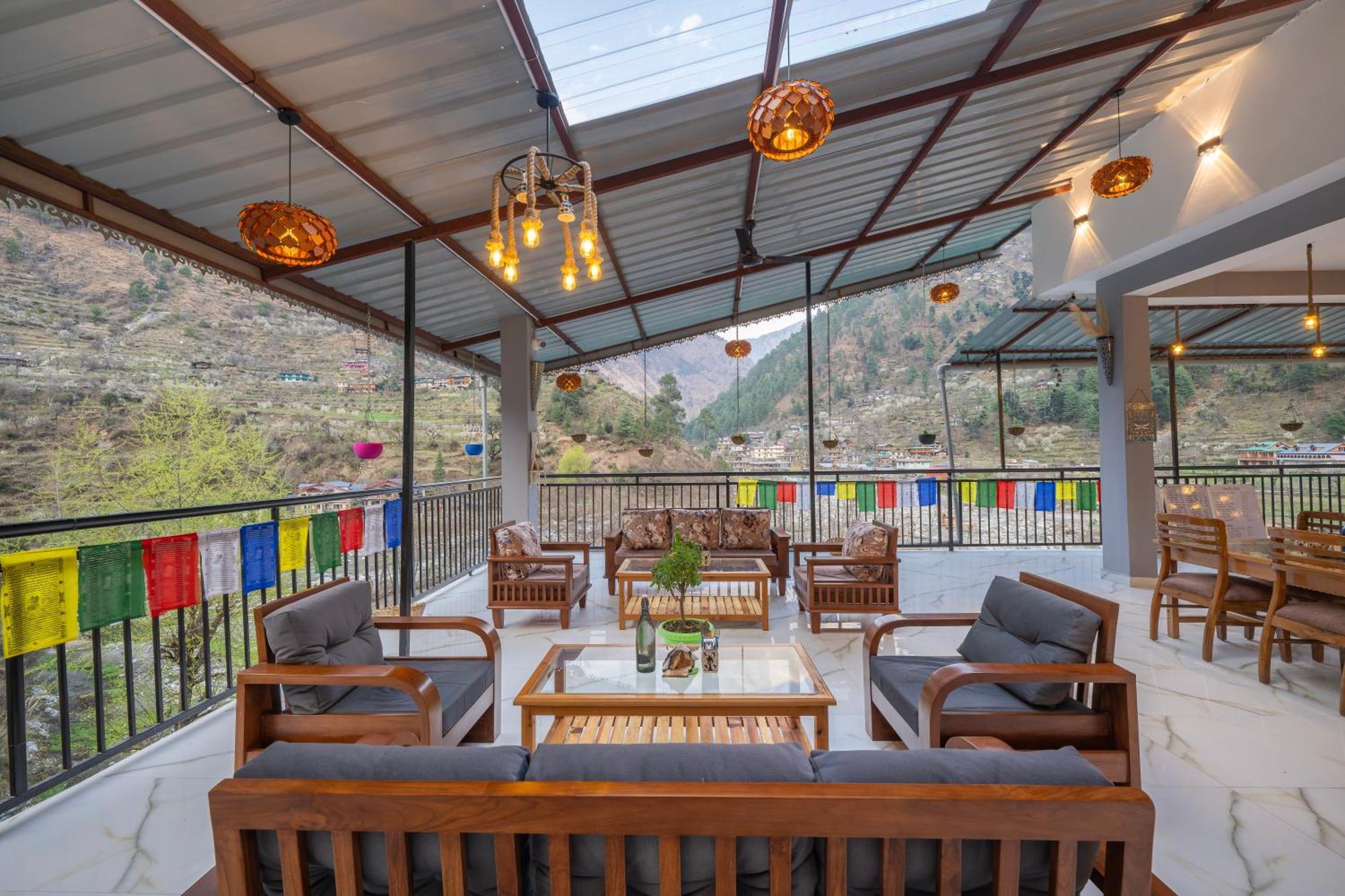 Sharda Resort-Tirthan Valley Banjār Zewnętrze zdjęcie